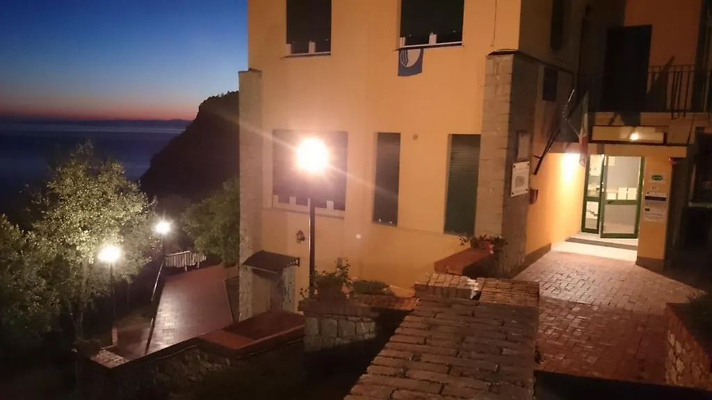 Perla Del Levante Hostel Framura Italien